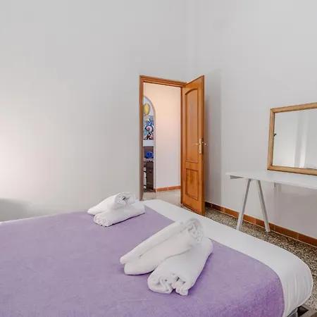 Apartment Comfy In Genova's St Teodoro District *